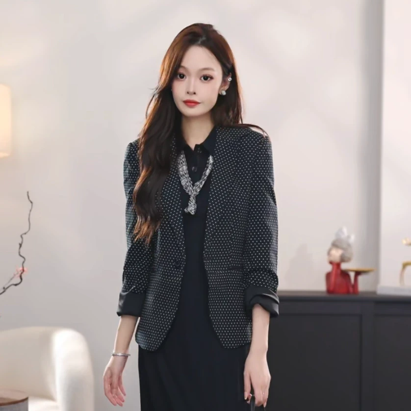 AMASS/阿玛施西服质感百搭经典通勤纯色短款收腰西装女士5400509