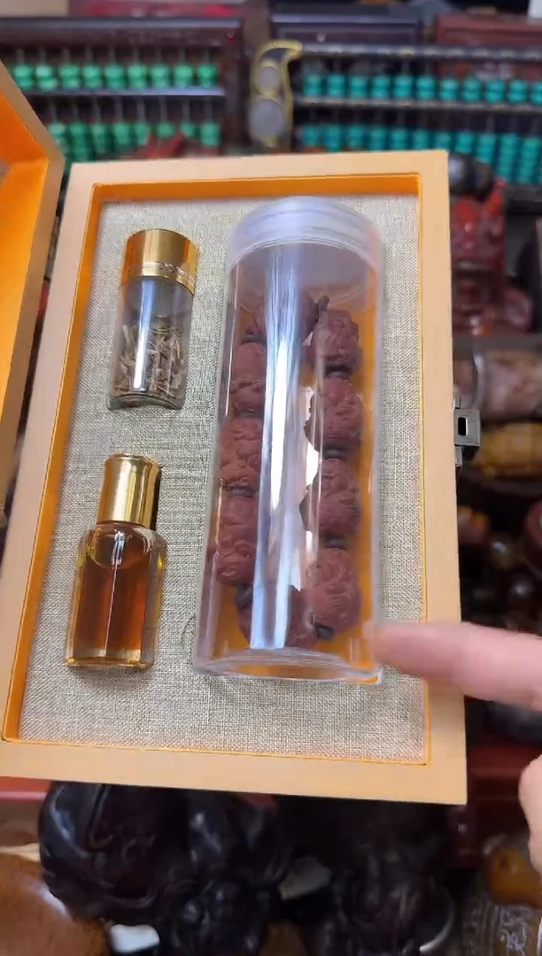 木礼盒+富森红土财神手串
