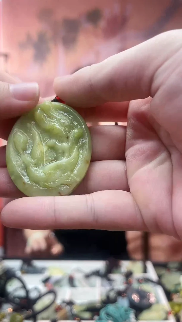 未镶嵌岫玉颈饰多样性发货其中发一