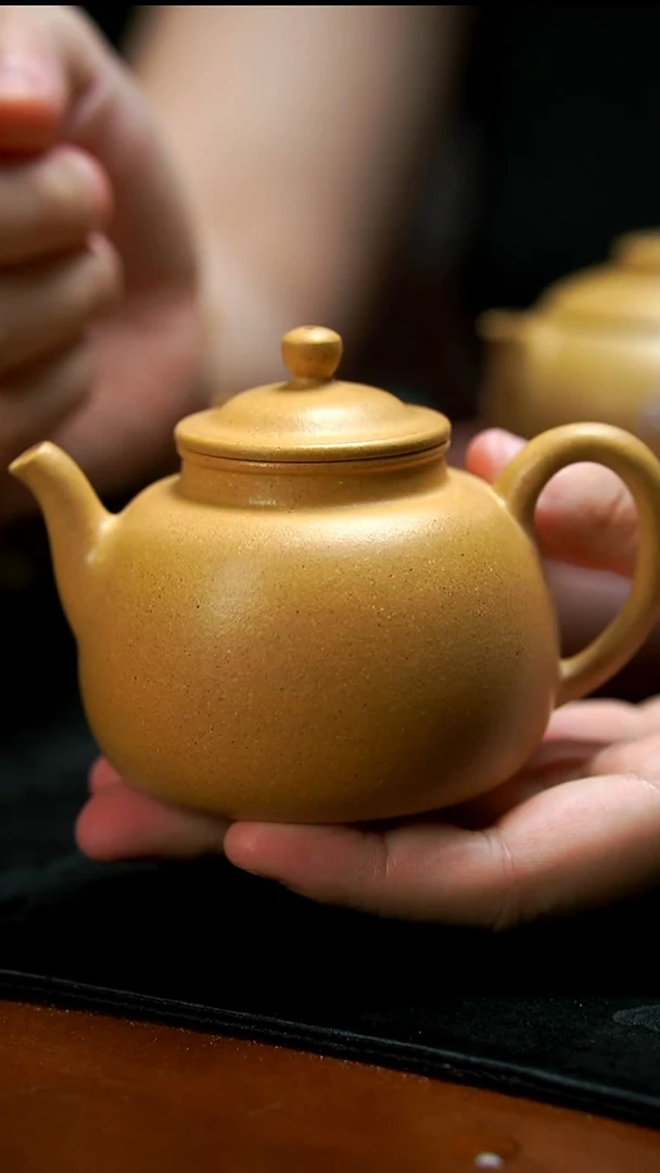 茶壶紫砂本绿光素壶