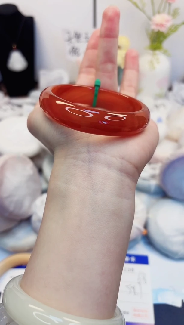 【闪购商品】石英质玉手镯未镶嵌238-玛瑙-圈口58