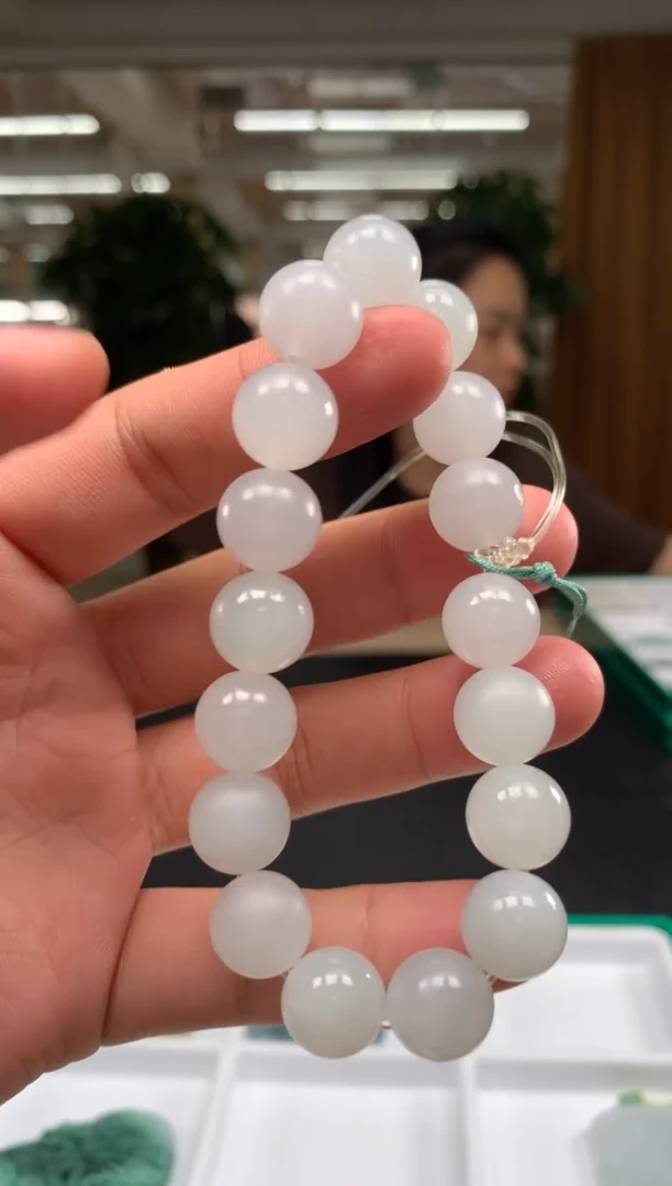 未镶嵌定制翡翠          *137