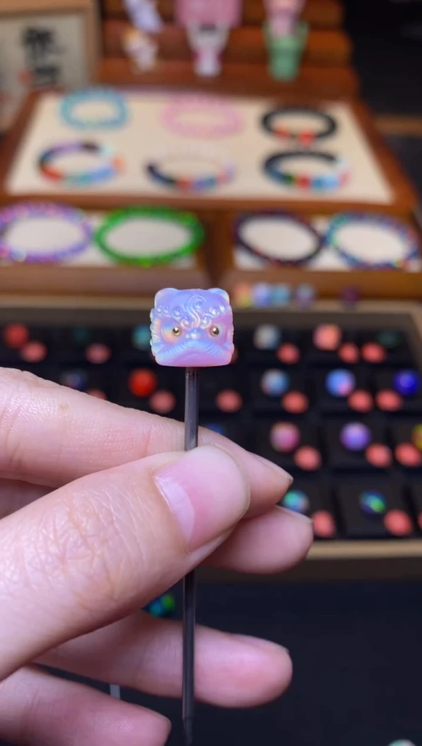 【闪购商品】树脂制品11mm+人工欧泊醒狮34