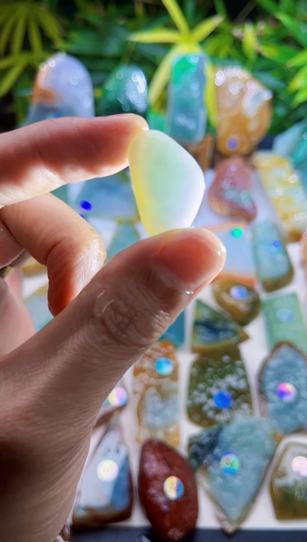 未镶嵌定制翡翠1