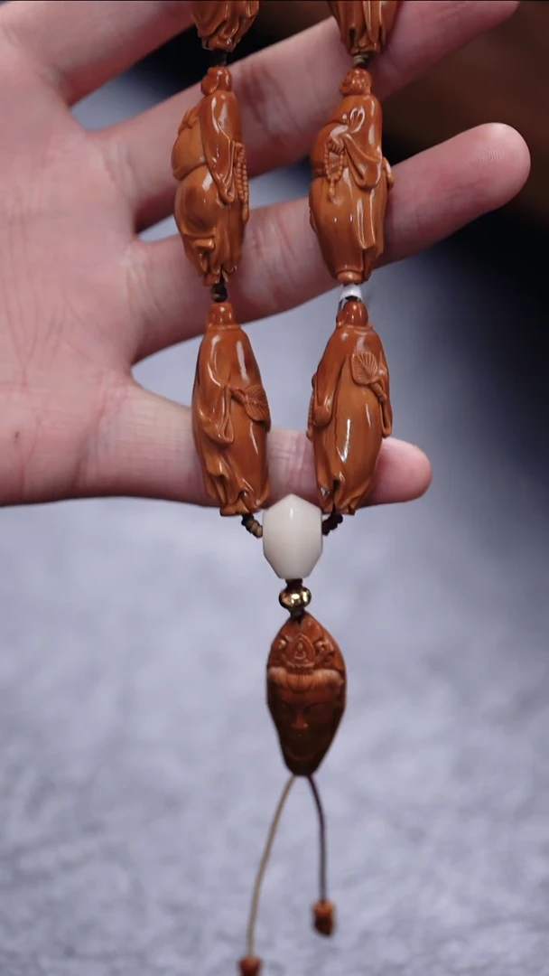 【闪购商品】橄榄核吊坠更厉害