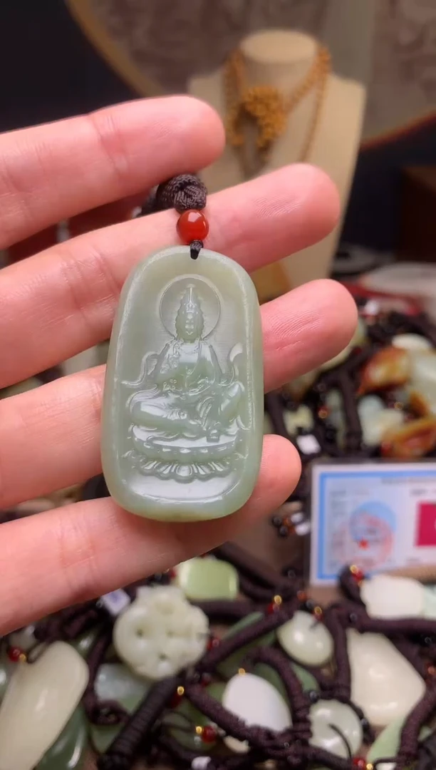 颈饰未镶嵌和田玉新疆料青海料清水和田玉吊坠