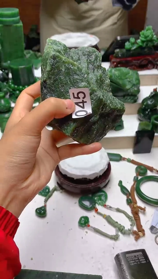 未镶嵌和田玉挂件2