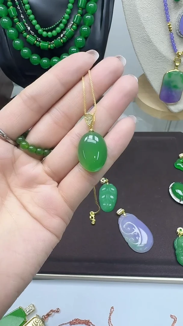 冰绿蛋面吊坠啊啊