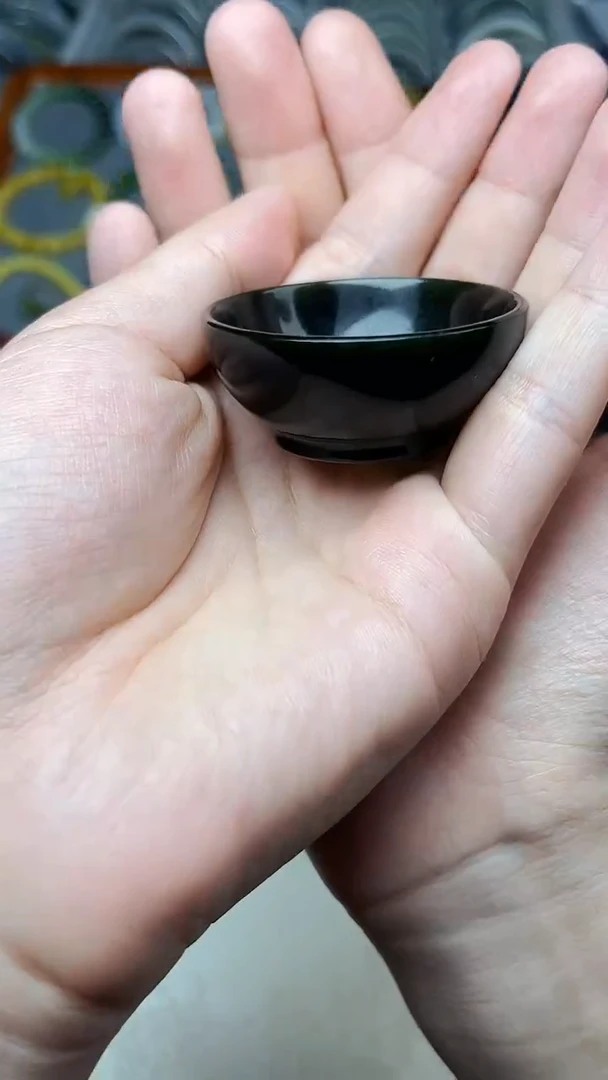 未镶嵌和田玉摆件小茶杯 06