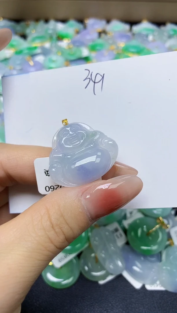翡翠18K金镶嵌颈饰 天然缅甸翡翠A货