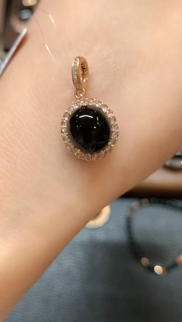 吊坠(不含链)18K金镶嵌翡翠a105无鉴赏