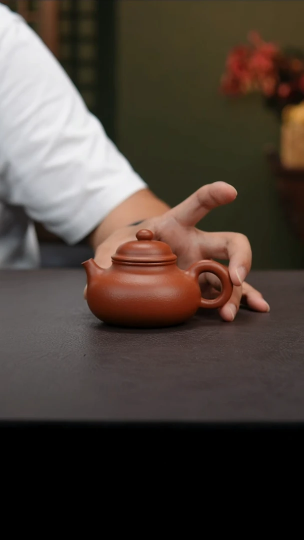 茶壶紫砂?****糖紫砂壶微瑕铁质朱泥容天