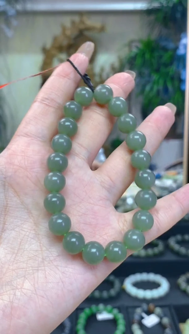 未镶嵌手串和田玉卡10