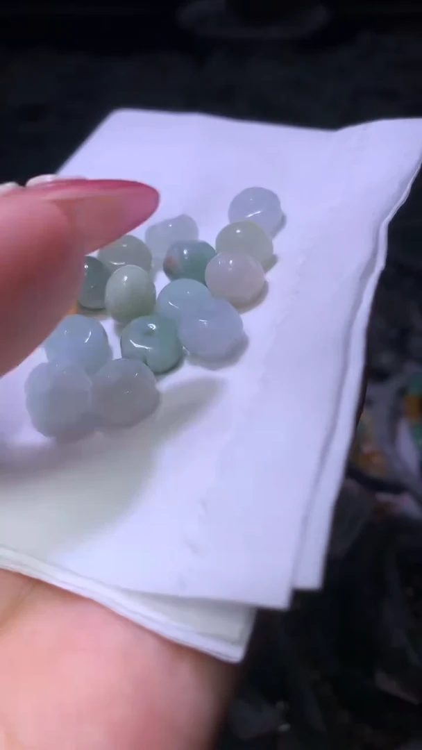 翡翠未镶嵌颈饰黄*潾MXX038992