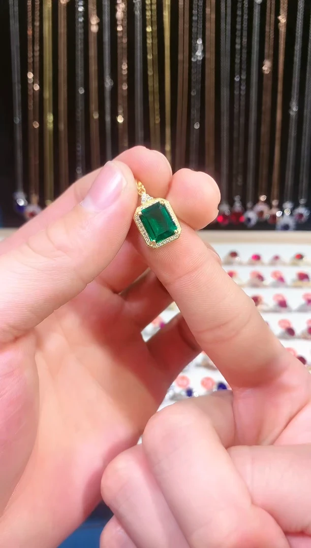 【闪购商品】透辉石吊坠银S925镶嵌11111