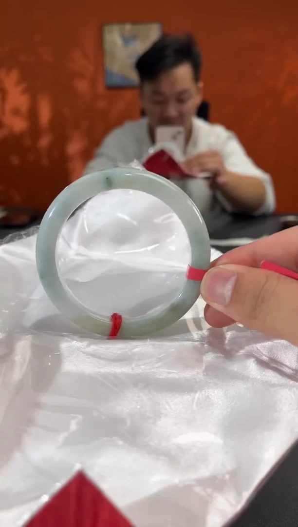 未镶嵌手镯翡翠56