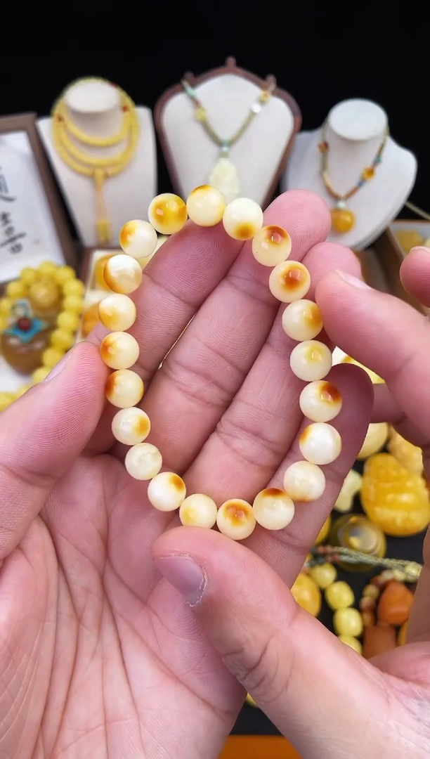 琥珀未镶嵌珠宝奇石柒月