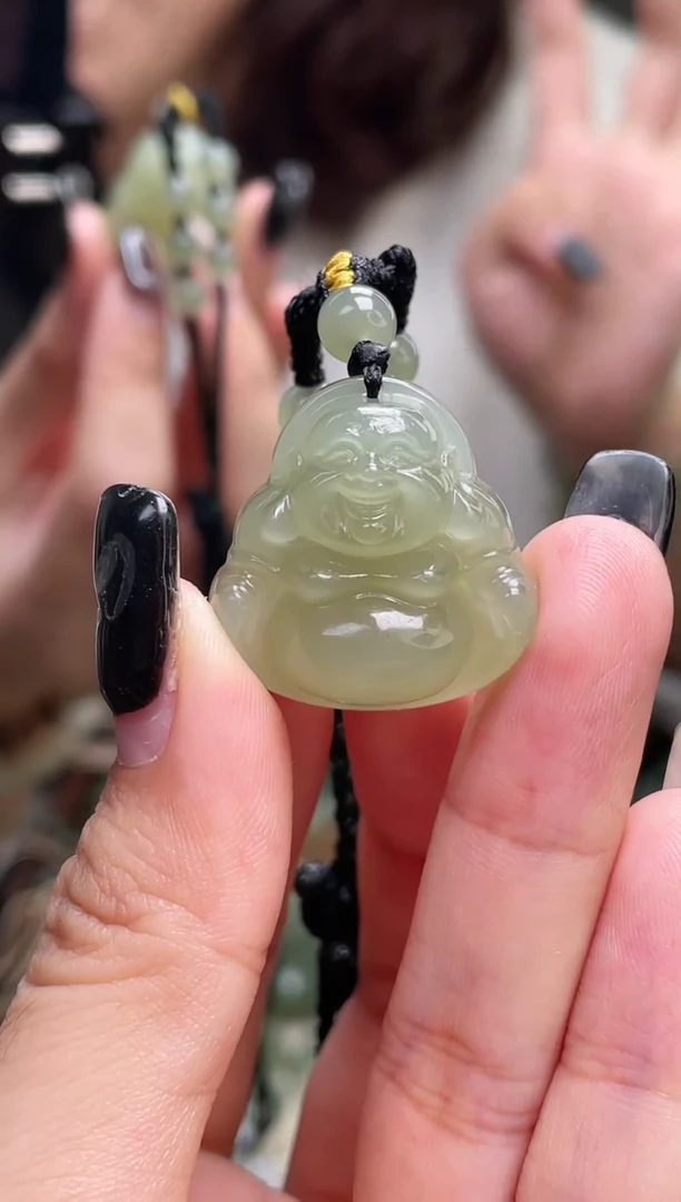 颈饰未镶嵌和田玉25中间色