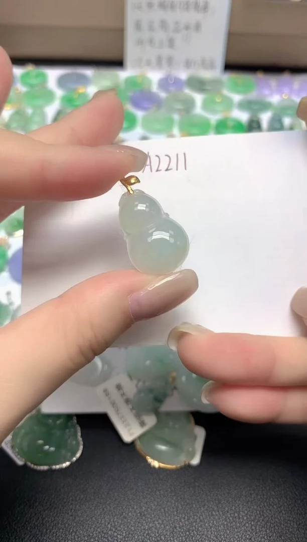 颈饰未镶嵌翡翠天然缅甸翡翠A货翡翠百元以上9元证书费自理