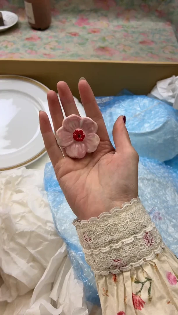 瓷片   粉色香插