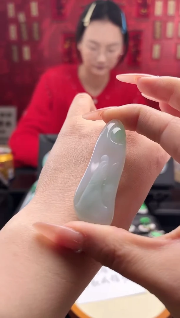 【闪购商品】翡翠颈饰未镶嵌吊坠