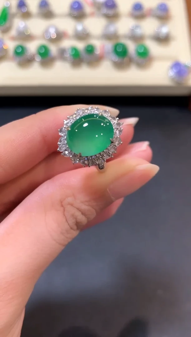 翡翠戒指18K金镶嵌b164