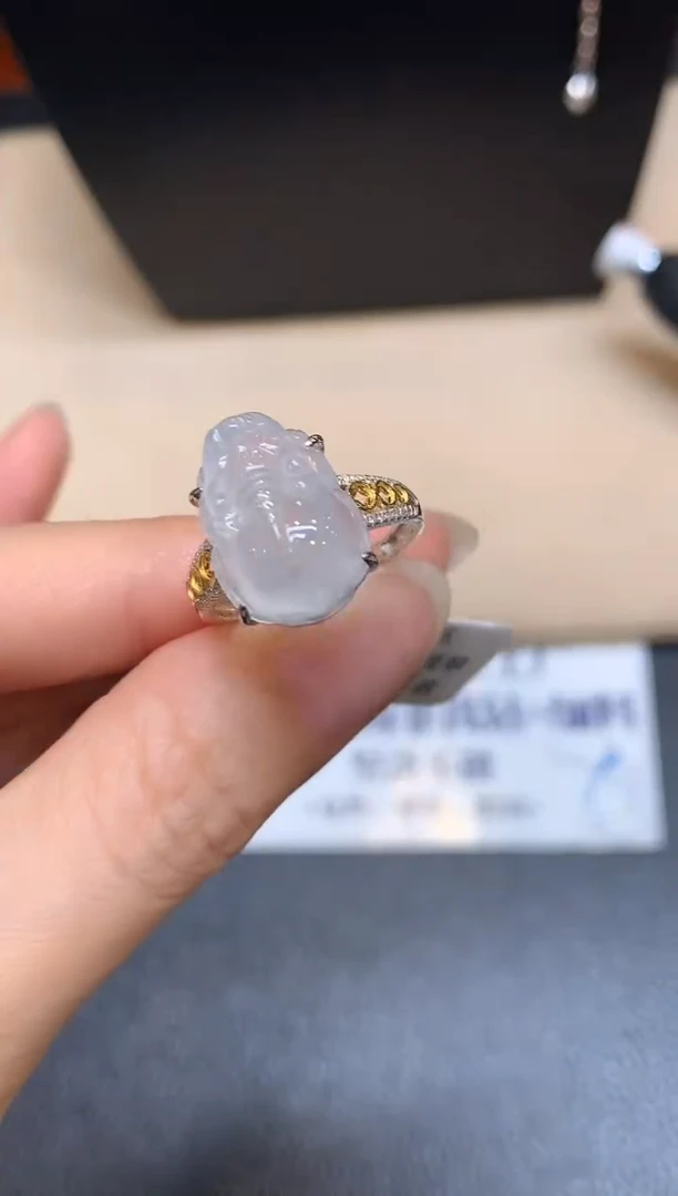 18K金镶嵌戒指翡翠6【无服务费