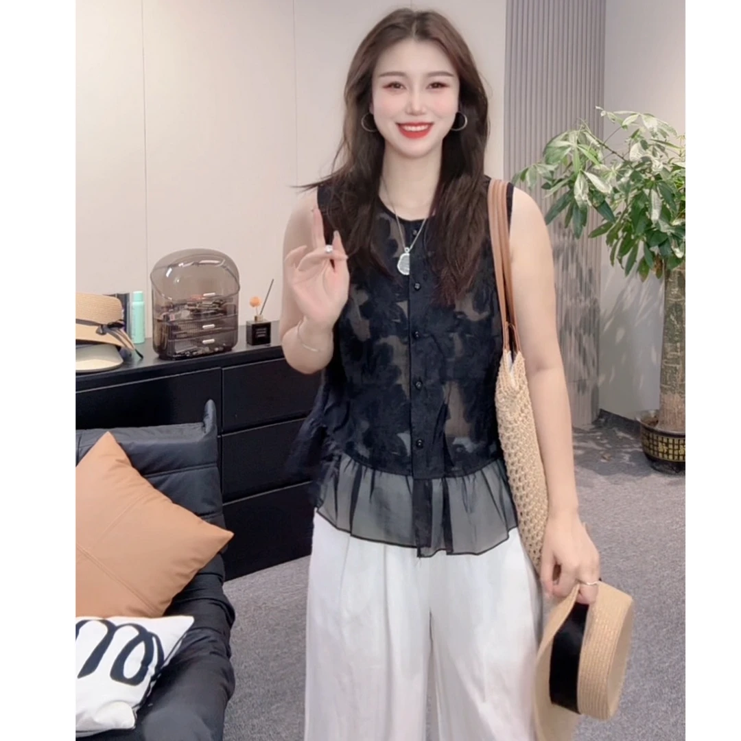 【唯美女装】欧根纱拼接～特色设计感开扣小衫