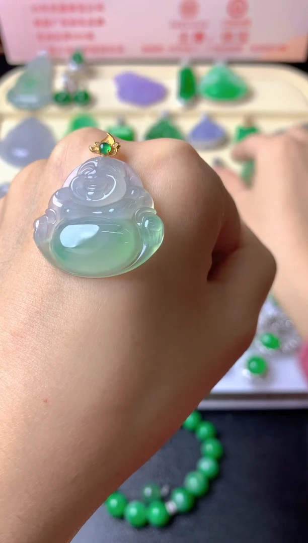 吊坠(不含链)18K金镶嵌翡翠m**D吊坠