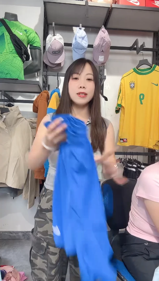 1220 编码 瑕疵款直播间过款为准 尺码