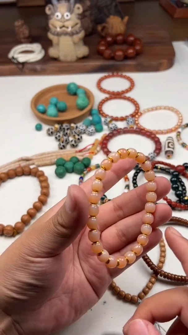 【闪购商品】玛瑙/玉髓手链18K金镶嵌18k镶片粉糯手串