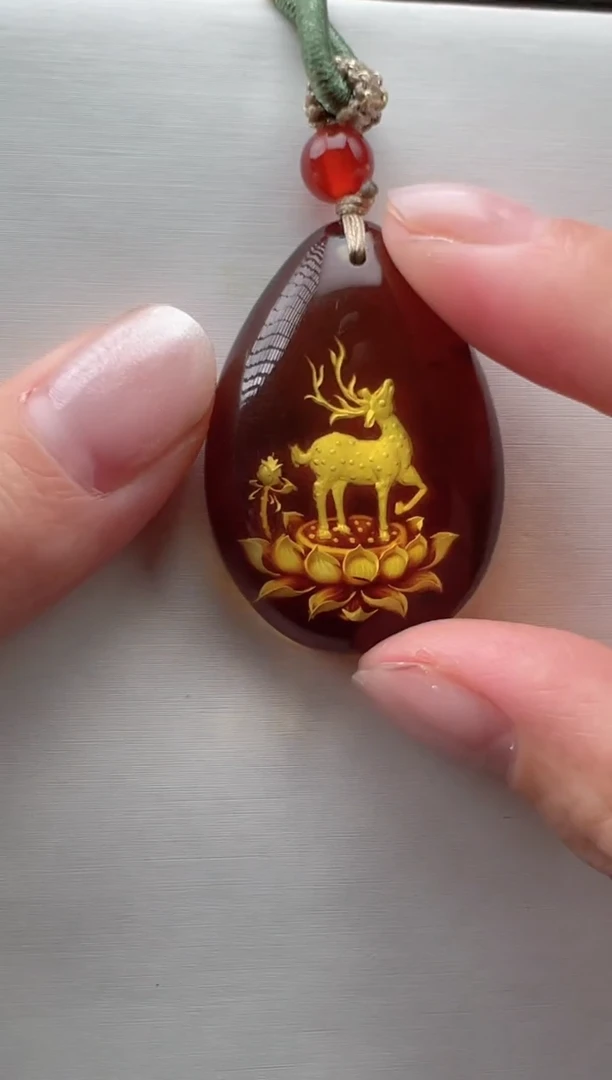 琥珀颈饰未镶嵌吊坠