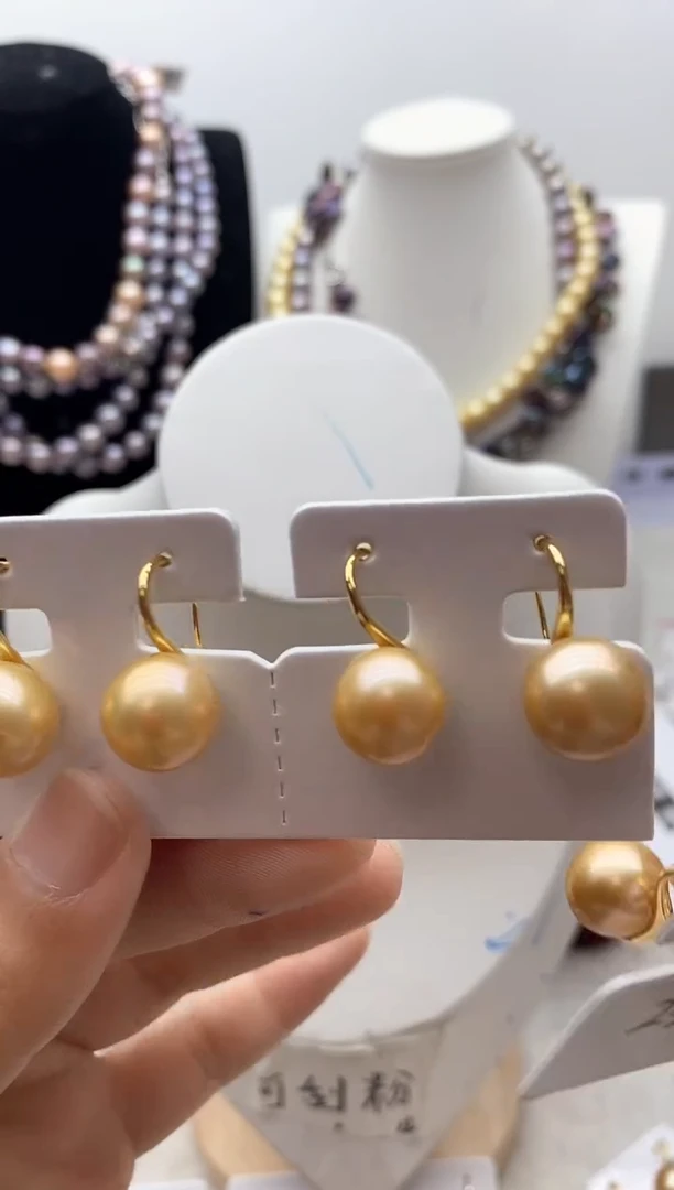 【闪购商品】淡水珍珠颈饰钛钢40