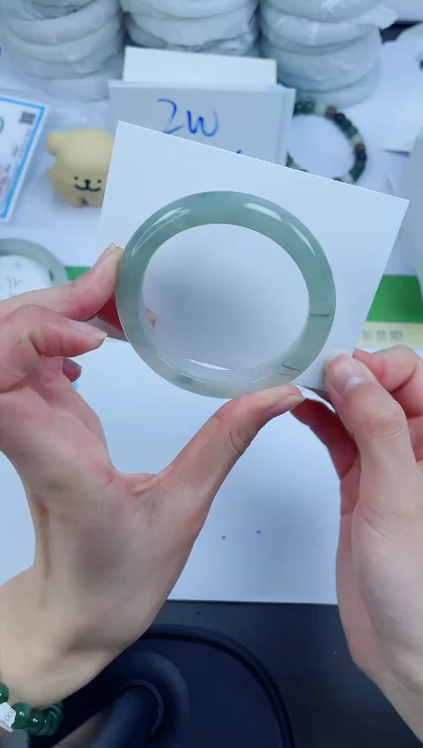 【闪购商品】石英质玉手镯未镶嵌121-52.3