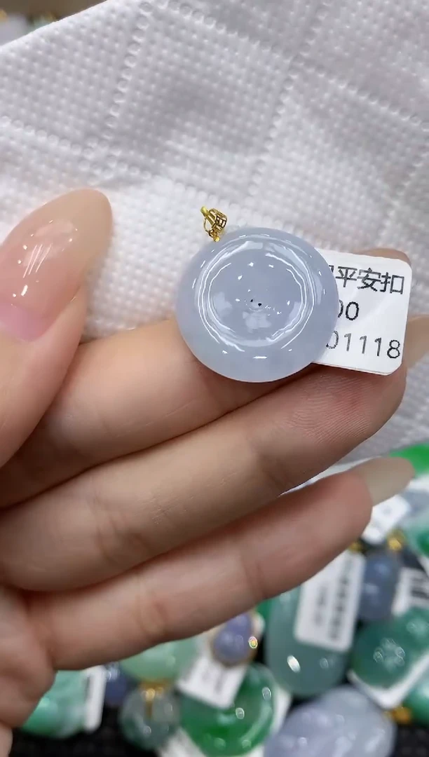 颈饰18K金镶嵌翡翠111111111111