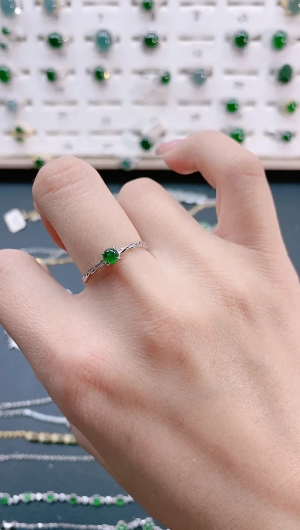 【闪购商品】翡翠戒指银S925镶嵌天然翡翠