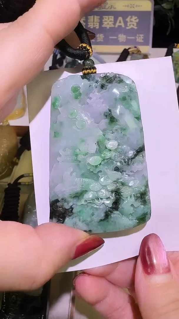 颈饰未镶嵌翡翠A货
