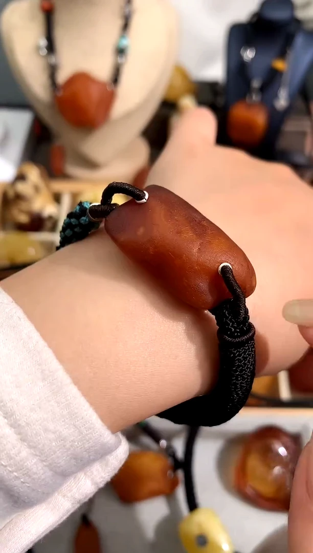 【闪购商品】蜜蜡裸石未镶嵌似玉