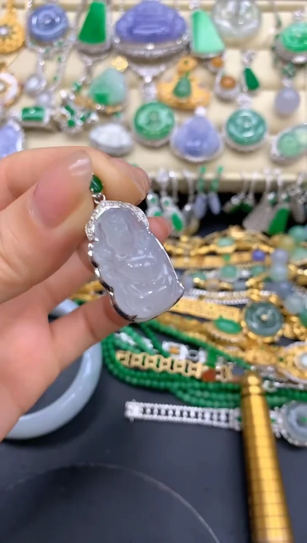 【闪购商品】翡翠颈饰18K金镶嵌49-中国好珍宝