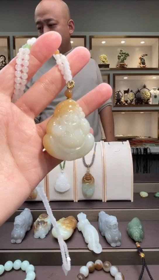 颈饰未镶嵌和田玉苏