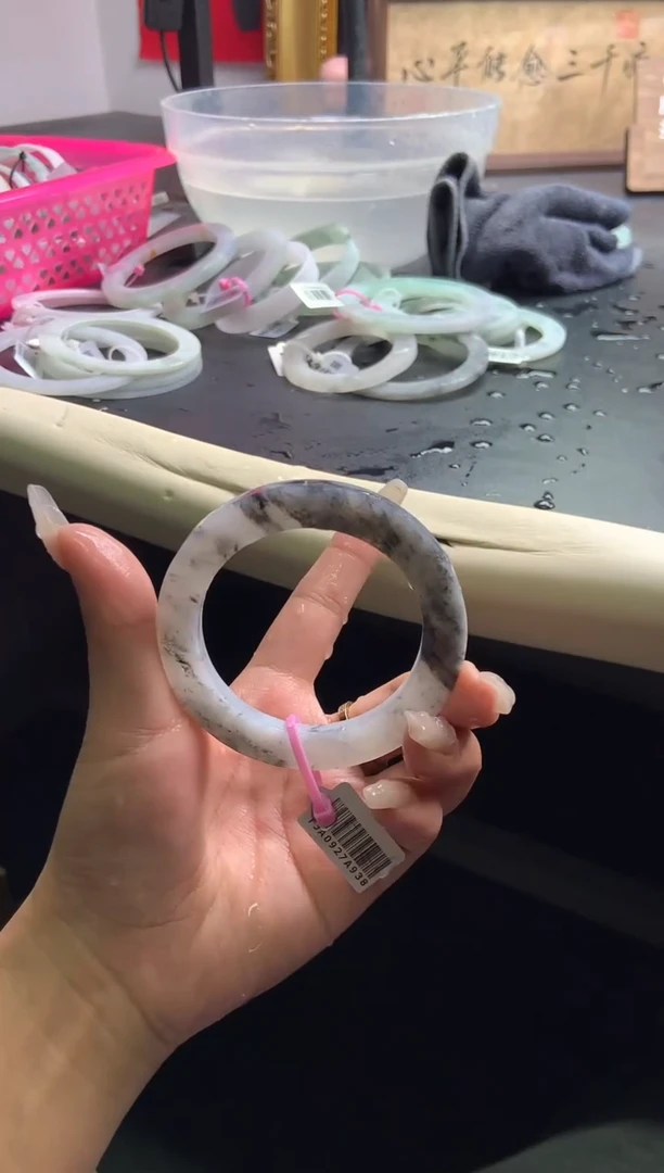 未镶嵌手镯定制翡翠51-58乌鸡有纹放漏「定制不退不换」