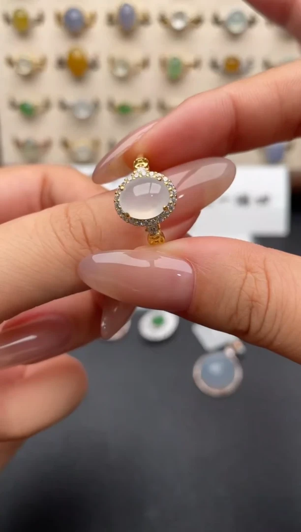 银S925镶嵌戒指翡翠一物一证一礼盒