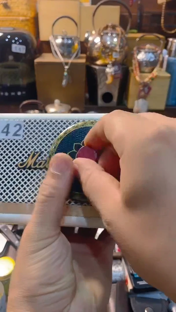瓷片闪购商品 如图所示