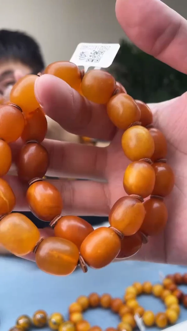 未镶嵌蜜蜡珠宝奇石026，14微瑕假一罚十多样性发其一