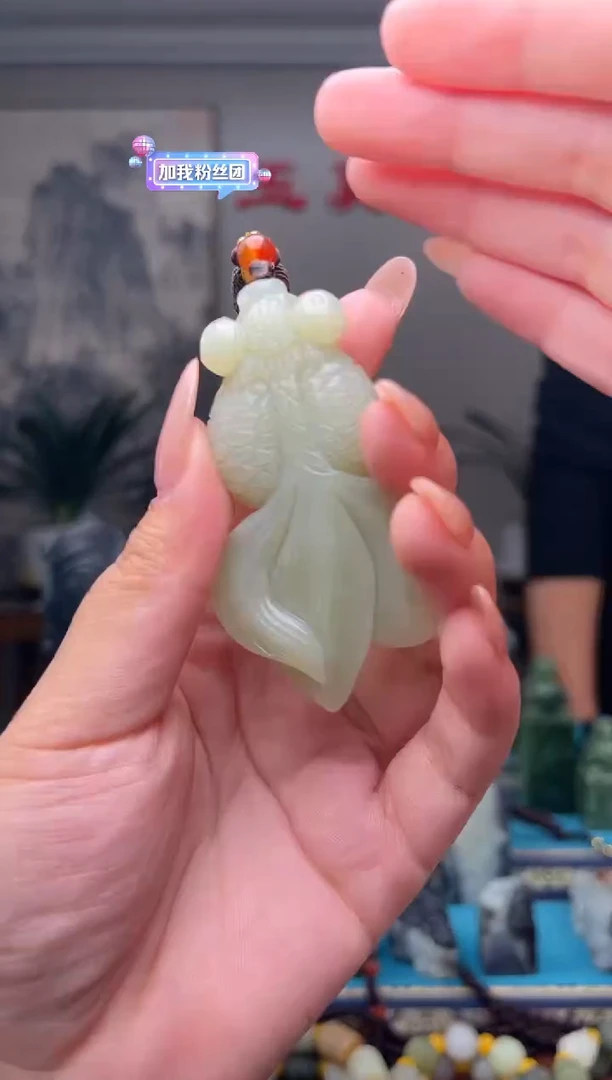 未镶嵌和田玉挂件1