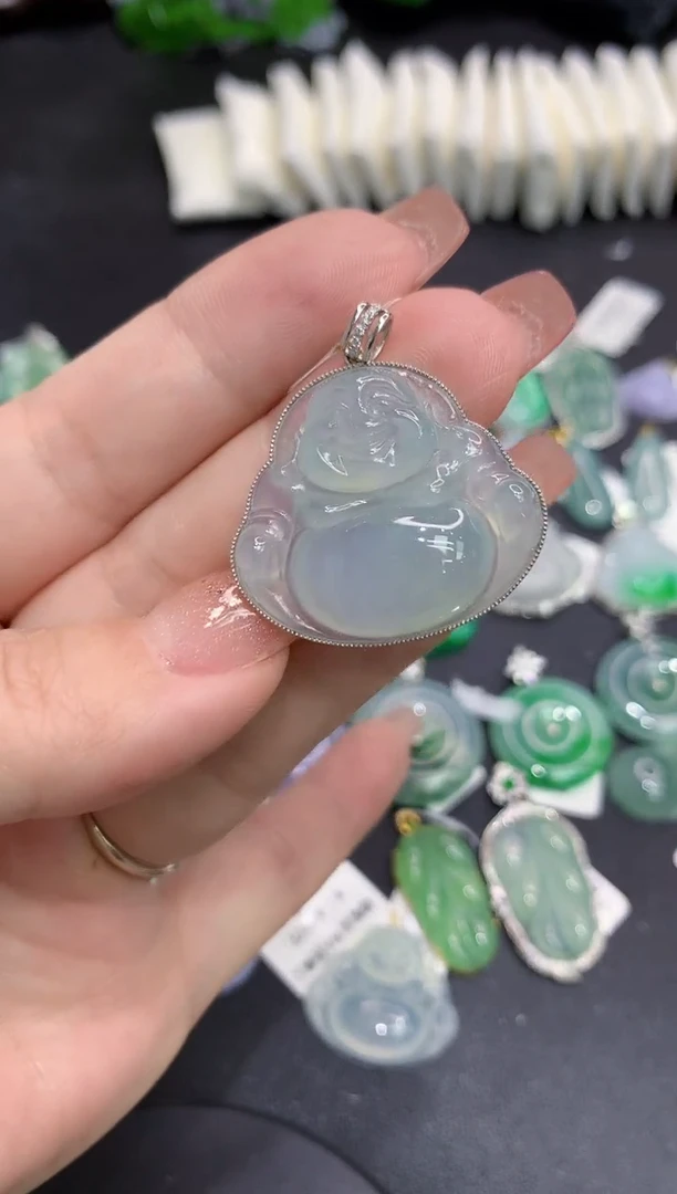 吊坠(不含链)18K金镶嵌翡翠1111