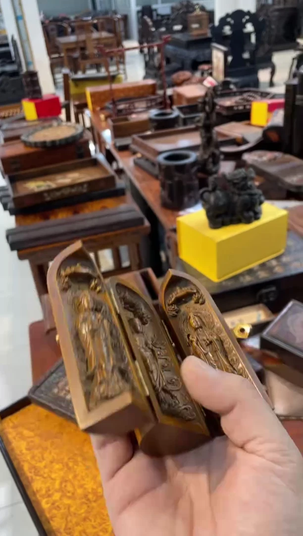 【闪购商品】木黄杨三开小屏风