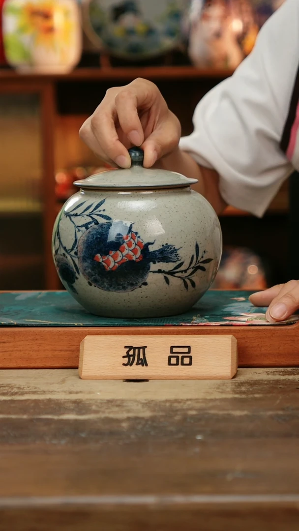 杯景德镇纯手工釉下彩精品茶叶罐