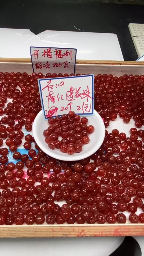 南红玛瑙散珠未镶嵌A1578 牛血红莲花10mm20个23元