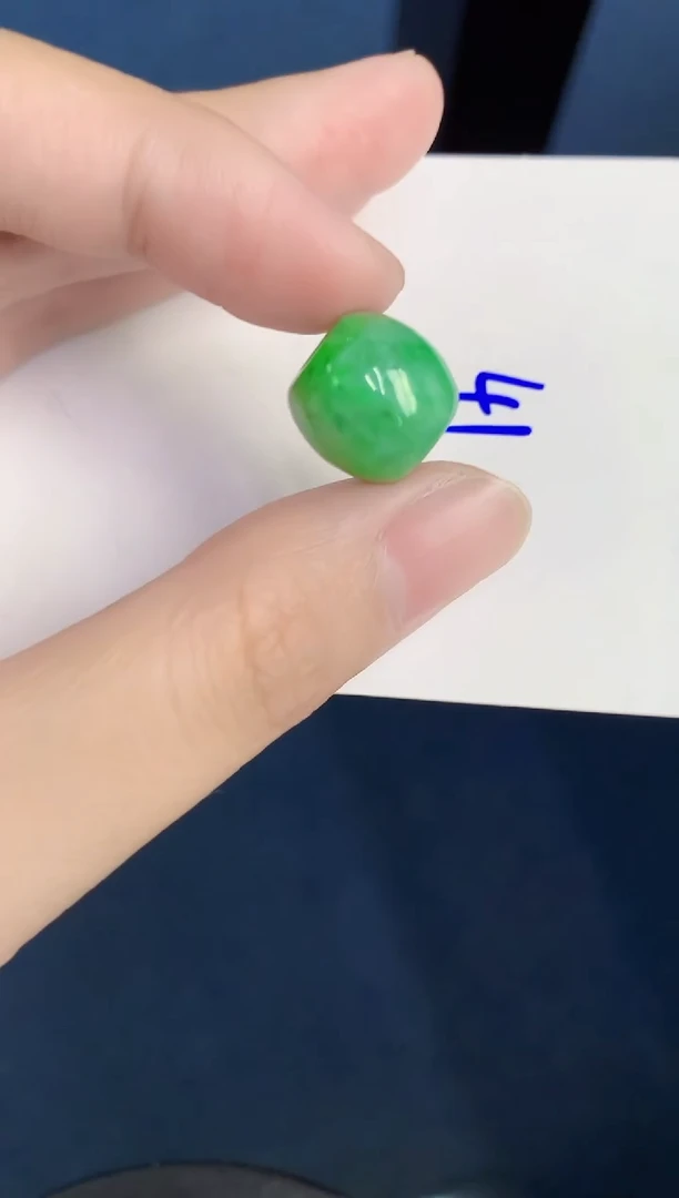 颈饰未镶嵌翡翠天然翡翠缅甸A货